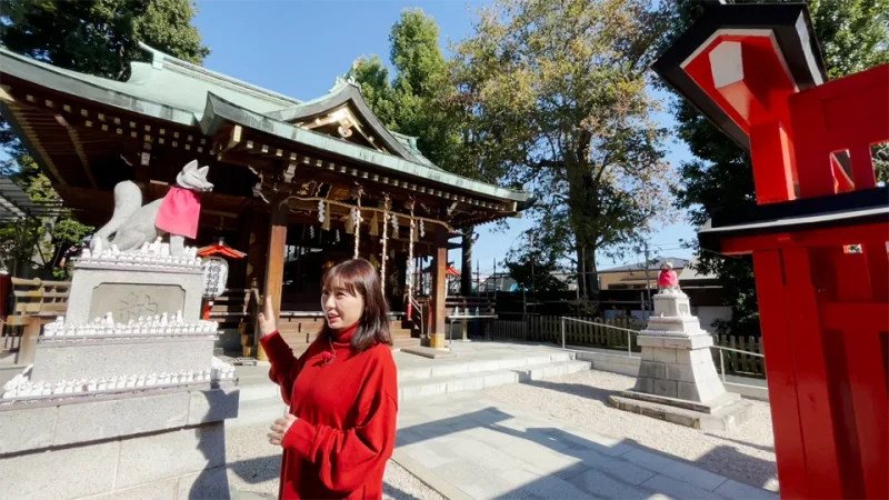 馬橋稲荷神社を解説するきくりなみ